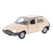 Makett autó, 1:34, SKODA Favorit krémszínű