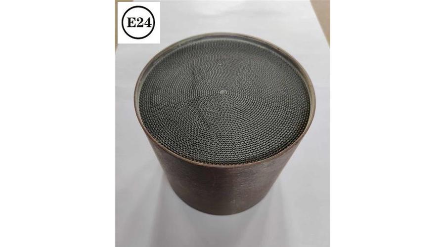 Univerzális fém katalizátorbetét, 500 cpsi, 105x170 mm, EURO4